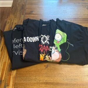 Graphic T-Shirts - Black